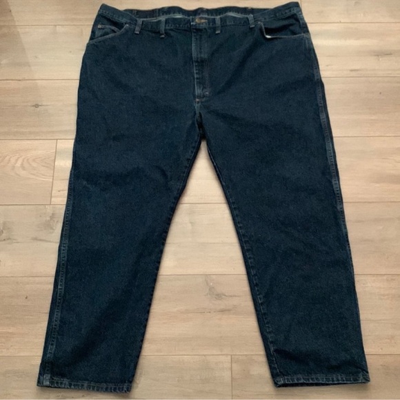 Wrangler Other - Wrangler Men's Dark Blue Relaxed Fit Jeans